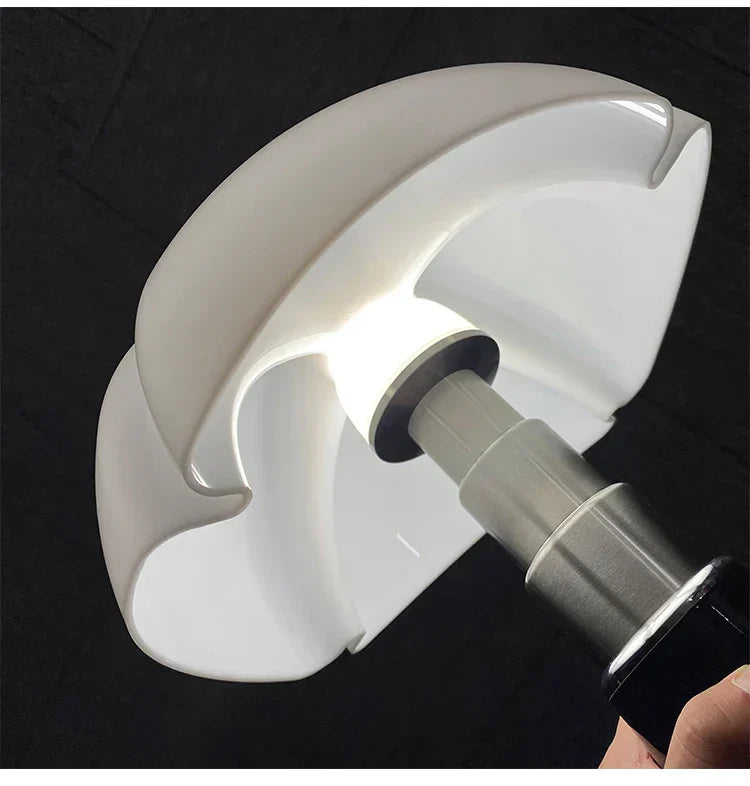 RetroLume: Lampada da Tavolo Vintage a LED – Lampada di Design in Stile Retro