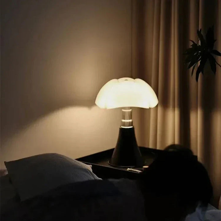 RetroLume: Lampada da Tavolo Vintage a LED – Lampada di Design in Stile Retro
