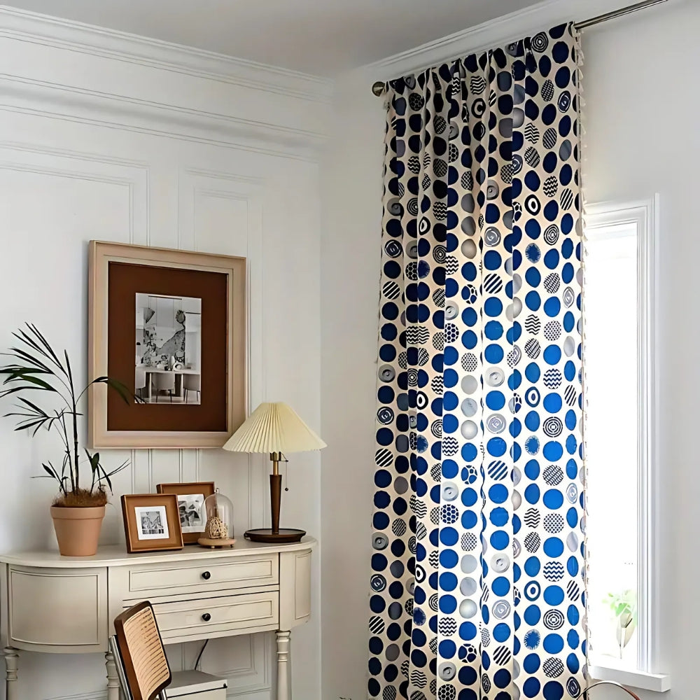 RetroPunkte: Tenda blu con motivo a pois e frange – decorativa per soggiorno e camera da letto
