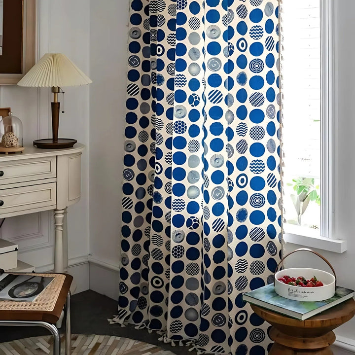 RetroPunkte: Tenda blu con motivo a pois e frange – decorativa per soggiorno e camera da letto
