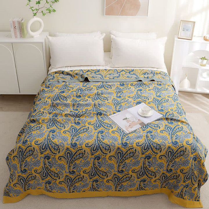 RetroSoleil: Coperte in cotone con classico motivo retrò e leggerezza traspirante – per divano e area living