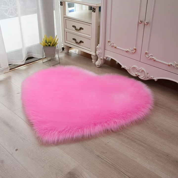 RomantikNest: Tappeto rosa soffice a forma di cuore – accogliente per camera da letto, soggiorno e decorazioni festive