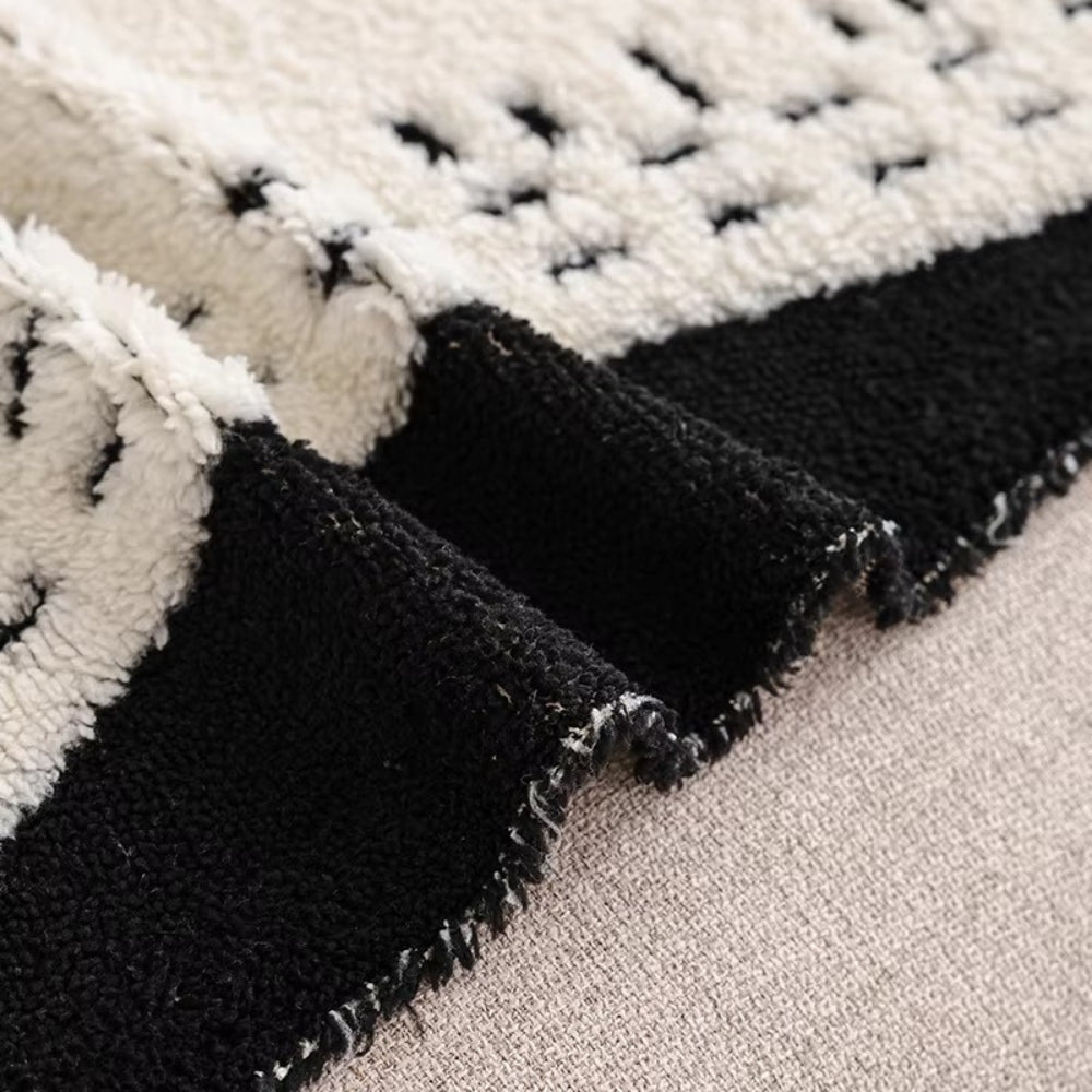 Rosalia: Copripoltrona in microfibra morbida con motivo floreale ricamato e struttura decorativa – per divano e soggiorno