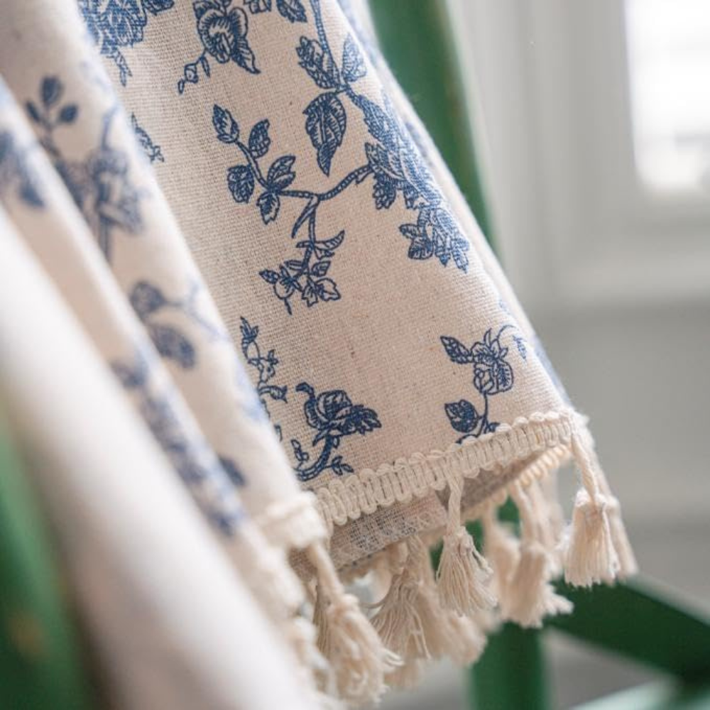 Rosentraum: Tenda con design floreale in blu – elegante e facile da mantenere per gli ambienti domestici
