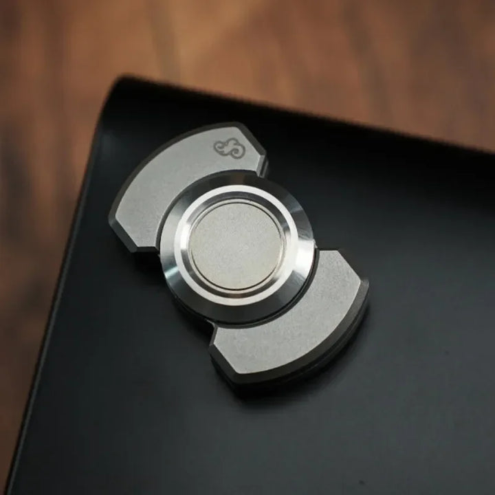Spinner Antistress Magnetico in Metallo per Adulti
