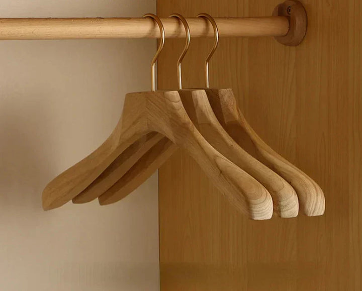 Set di 2 Grucce in Legno di Cedro Premium con Spalle Larghe per l&
