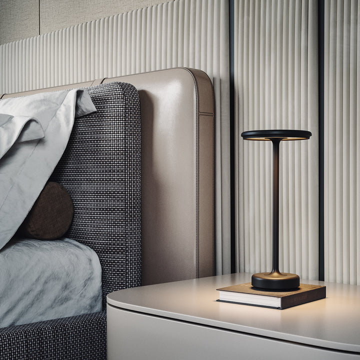 LumiNord™ - Lampada da scrivania moderna con tecnologia touch