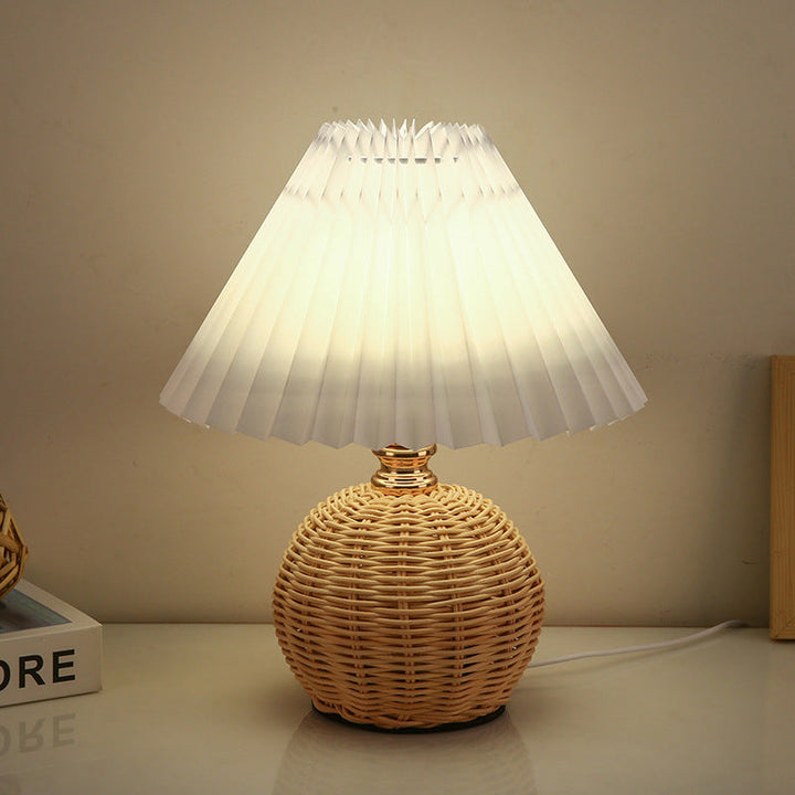 ScandiLuce: Lampada da tavolo in rattan con paralume pieghevole conico &amp; LED – per camera da letto &amp; soggiorno