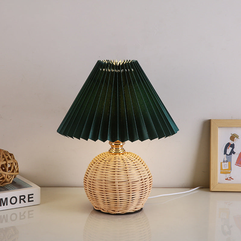 ScandiLuce: Lampada da tavolo in rattan con paralume pieghevole conico &amp; LED – per camera da letto &amp; soggiorno