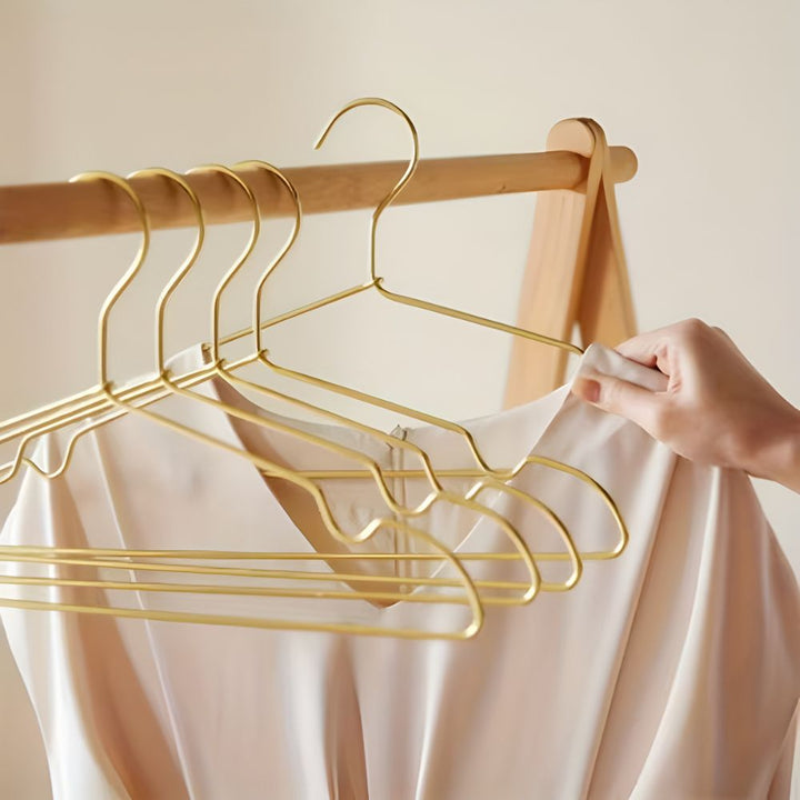 SchrankPlus: Appendini in metallo – snelli, eleganti e stabili per bastoni per abiti e armadi (set da 12)