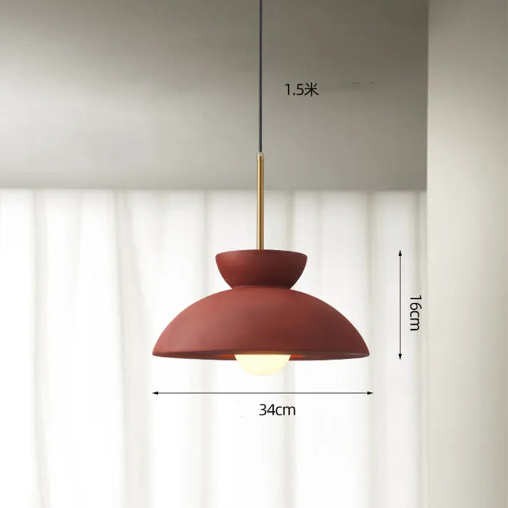 Skandéla: Lampada a sospensione minimalista con forma chiara e compatibilità LED – per aree pranzo e lounge