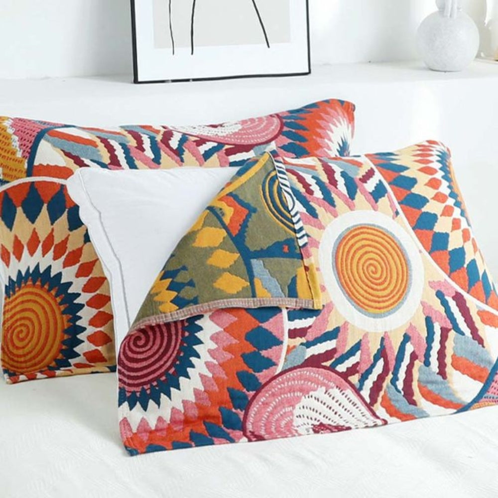 SkandiSonne: Fodera per cuscino con bottoni e stampa solare – decorativa e confortevole per la camera da letto (2 pezzi)