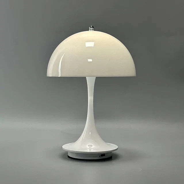 Skandilux: Lampada da Tavolo LED Moderna Senza Fili – Ricaricabile e Stilosa per Soggiorno e Camera da Letto