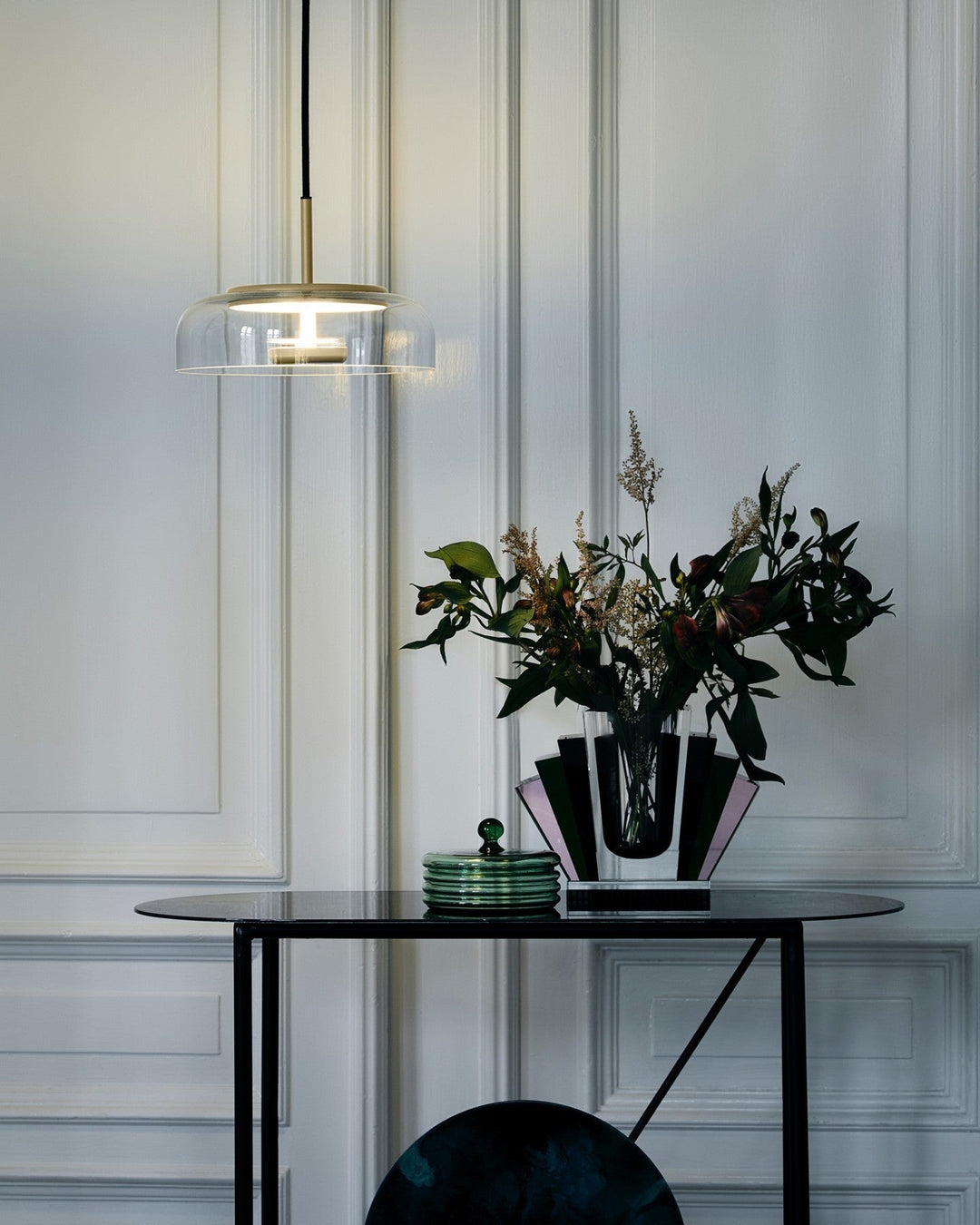 Solara: Lampadario in ottone e vetro con LED integrato – per sala da pranzo e soggiorno