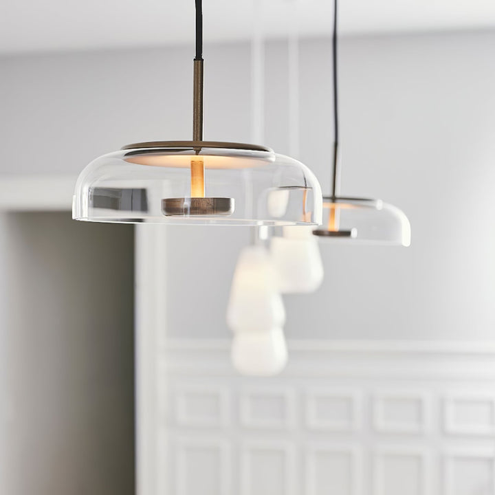 Solara: Lampadario in ottone e vetro con LED integrato – per sala da pranzo e soggiorno