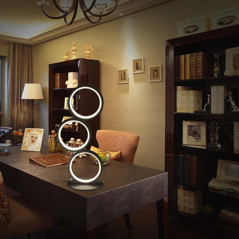 SolarisBeam: Lampada da tavolo LED moderna – Luce calda per soggiorno e ufficio