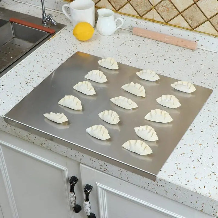 Kalsten | SliceGrip – Tavola da Taglio in Acciaio Inossidabile con Bisel Elevato e Antiscivolo