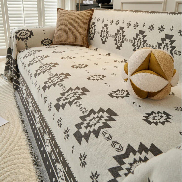 Stammesharmonie: Rivestimento per divano in motivo Boho-Tribal in morbido chenille con design reversibile – per divano e soggiorno
