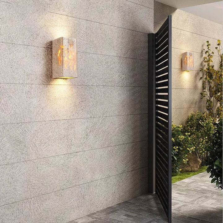SteinLume: Applique in Travertino – Lampada a LED moderna per interni ed esterni