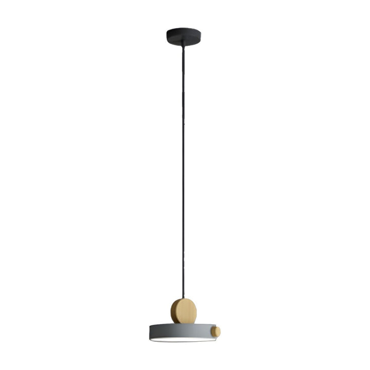 StrahlBunt: Moderno lampadario in legno LED colorato – elegante e funzionale per soggiorno e zona pranzo