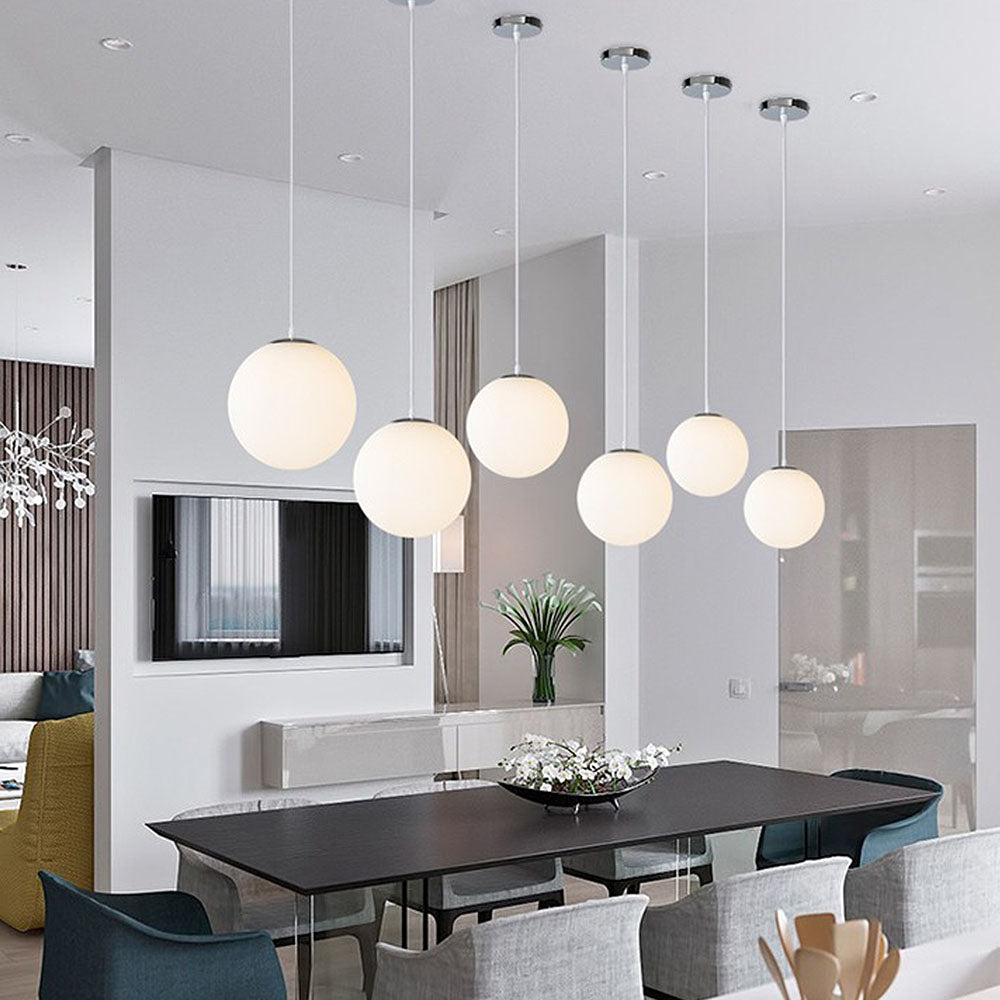 StrahlTafel: Lampada a sospensione in vetro moderna, decorativa ed energeticamente efficiente per sala da pranzo e cucina