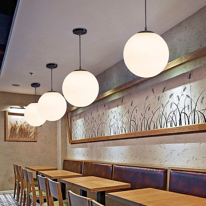 StrahlTafel: Lampada a sospensione in vetro moderna, decorativa ed energeticamente efficiente per sala da pranzo e cucina