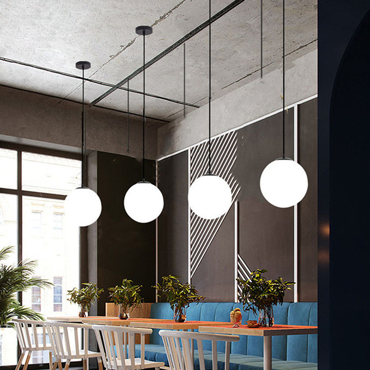 StrahlTafel: Lampada a sospensione in vetro moderna, decorativa ed energeticamente efficiente per sala da pranzo e cucina