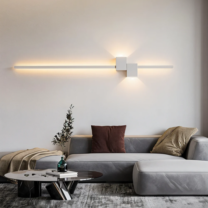 StrahlZeit: Lampada da parete LED moderna allungata e bianca calda – per corridoio e soggiorno