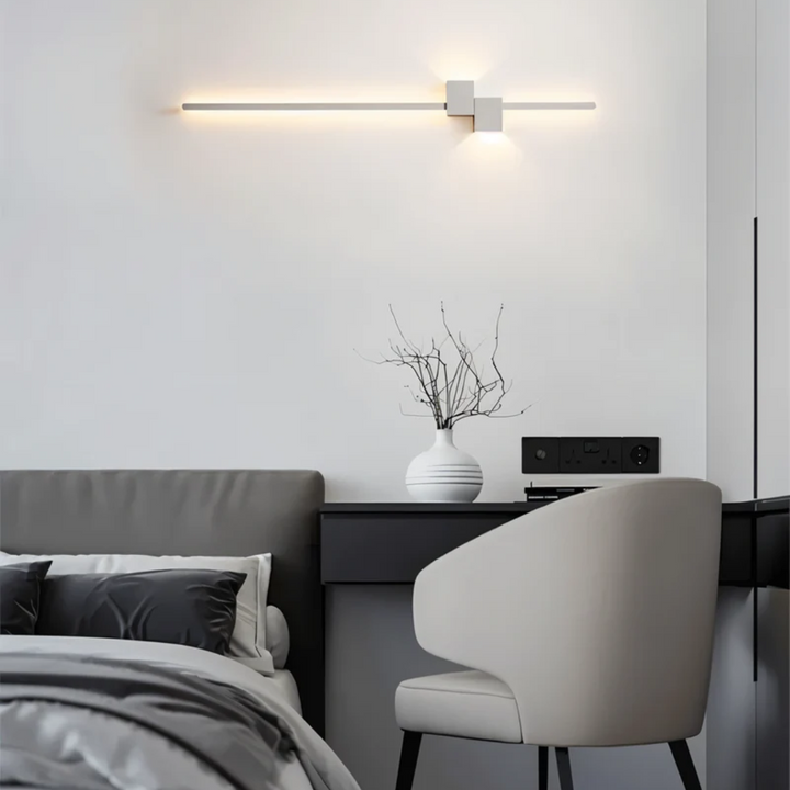 StrahlZeit: Lampada da parete LED moderna allungata e bianca calda – per corridoio e soggiorno