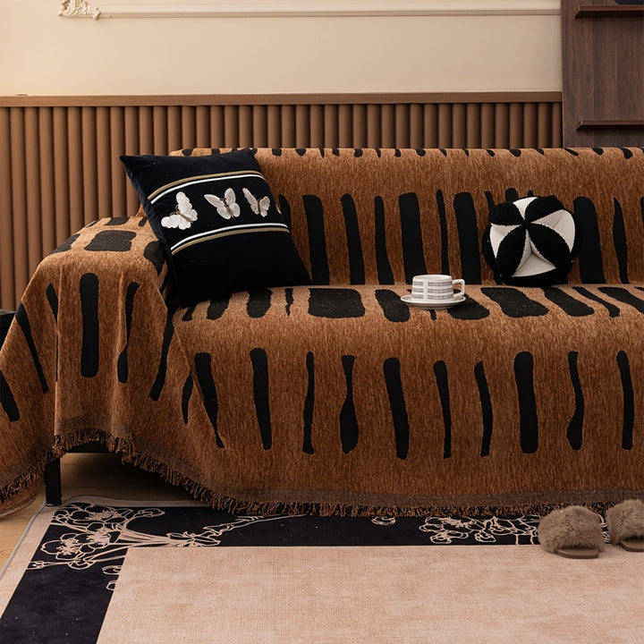 TribaLoom: Copridivano intrecciato con design tribale e struttura morbida – per divano e zona giorno