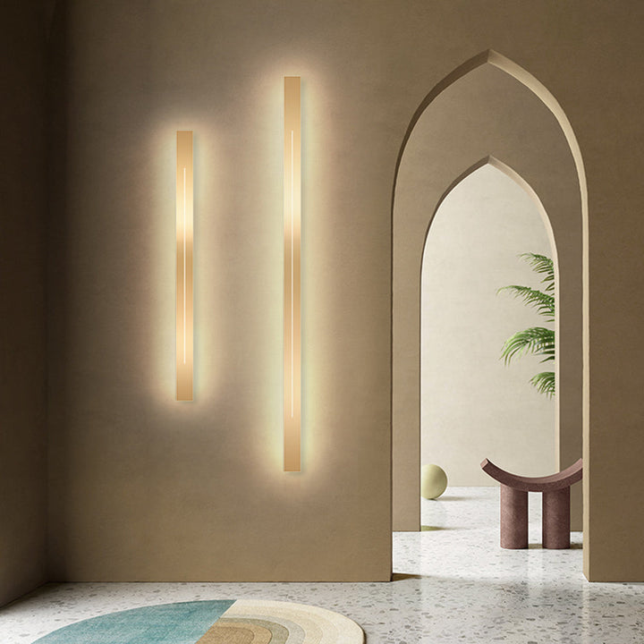 Valeno: Moderno Applique LED in Metallo e Acrilico – per Soggiorno e Camera da Letto