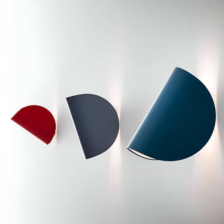 VarioBeam: Applique in Metallo Rotante – Lampada a LED Elegante per Camera da Letto e Soggiorno