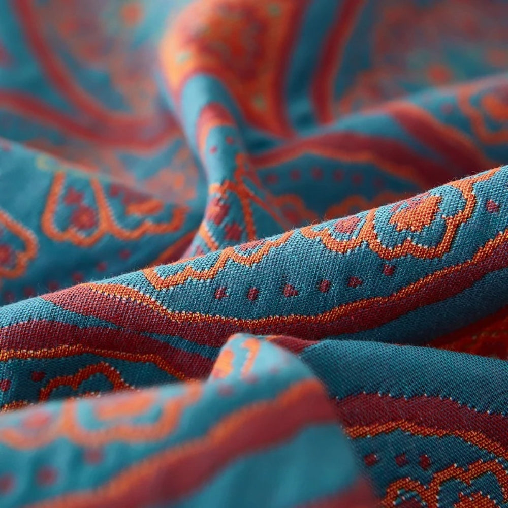 Velina: Elegante coperta in cotone con motivo reversibile e leggera texture – per letti e spazi abitativi moderni