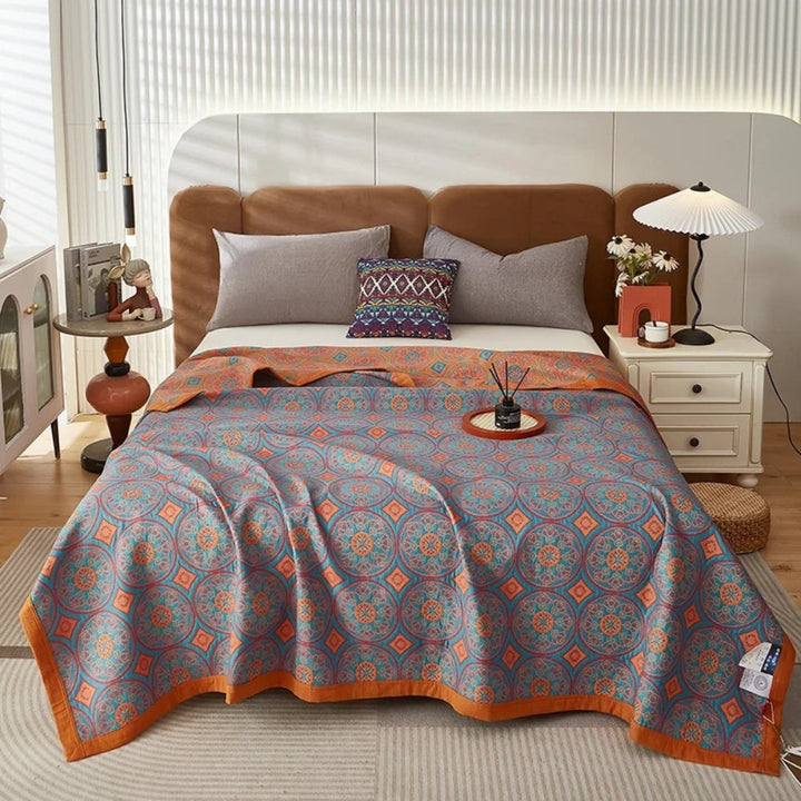 Velina: Elegante coperta in cotone con motivo reversibile e leggera texture – per letti e spazi abitativi moderni