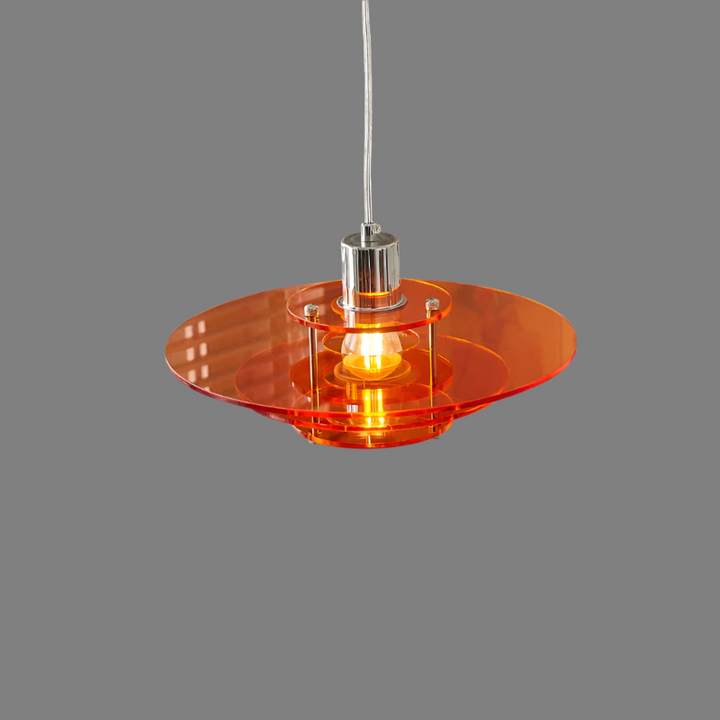 Vintura: Lampada a sospensione in acrilico e ferro in forma moderna di UFO – per interni retro eleganti
