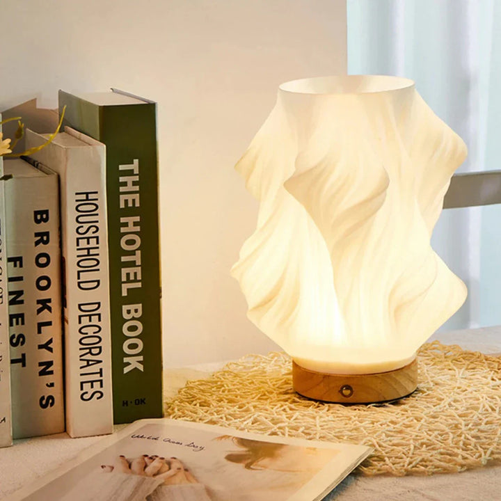 WaveLume: Lampada da tavolo moderna con forma a onda – Elegante lampada LED per soggiorno e camera da letto