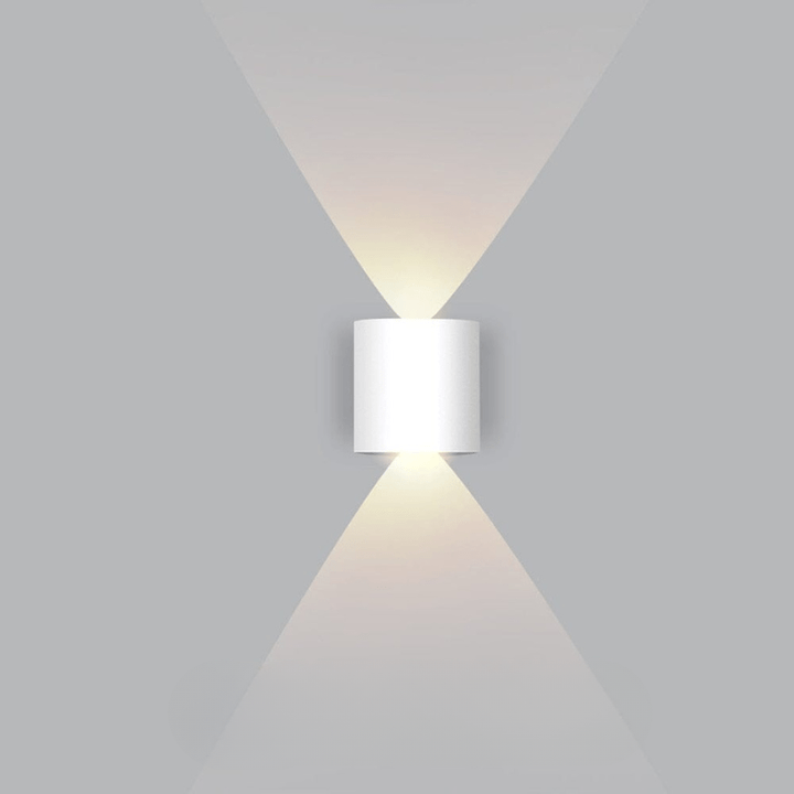 YARDGLOW – Illuminazione Esterni Elegante ed Efficiente dal Punto di Vista Energetico
