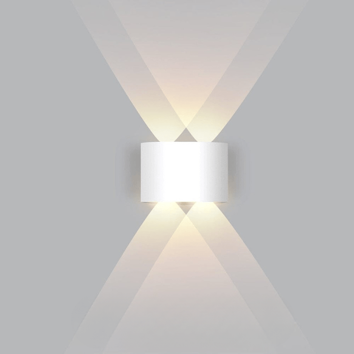 YARDGLOW – Illuminazione Esterni Elegante ed Efficiente dal Punto di Vista Energetico