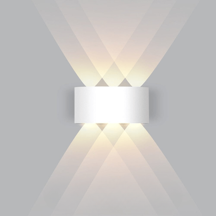 YARDGLOW – Illuminazione Esterni Elegante ed Efficiente dal Punto di Vista Energetico