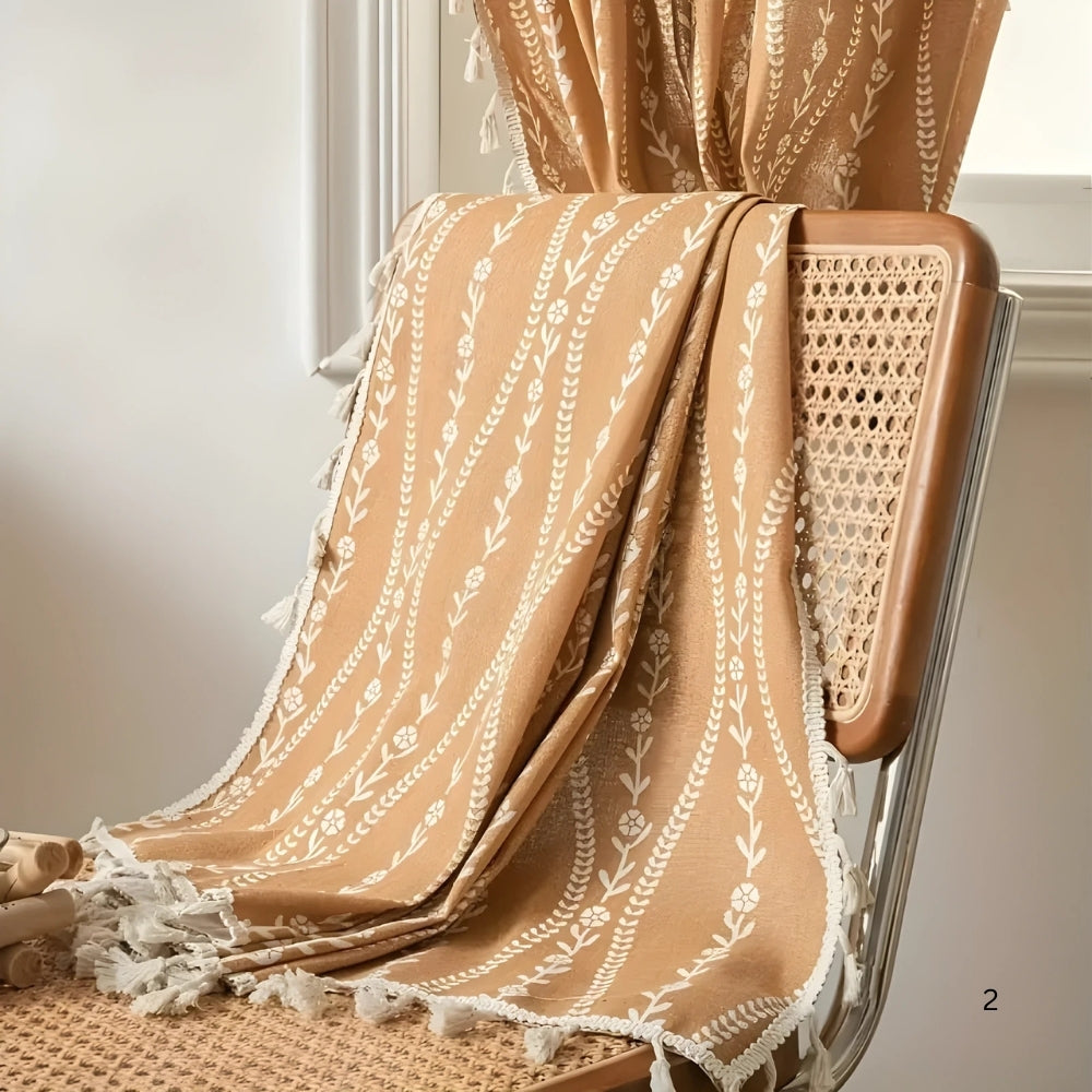 WeizenZauber: Tenda con motivo ricamato e frange – decorativa in stile country