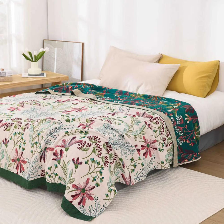 WildblumenZauber: Coperte in cotone biologico con texture soffice e look elegante – per divano e lounge