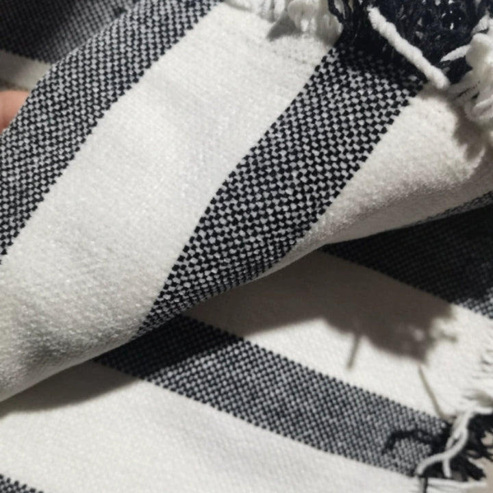 WohnStreifen: Rivestimento per divano in pregiata chenille con motivo senza tempo e piacevole tatto – per divano e zona giorno
