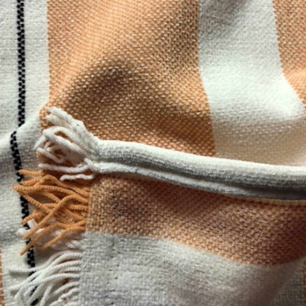 WohnStreifen: Rivestimento per divano in pregiata chenille con motivo senza tempo e piacevole tatto – per divano e zona giorno