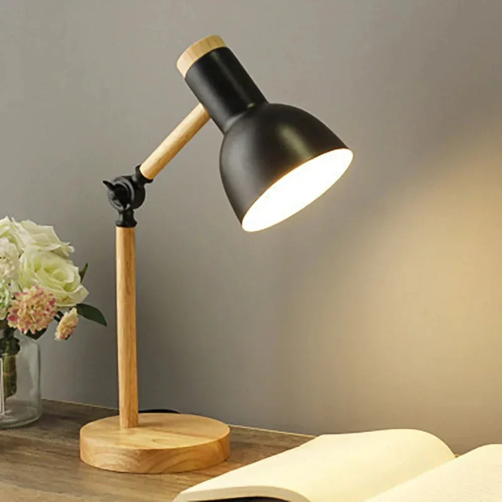 WoodAura: Lampada da scrivania in legno minimalista con LED e design flessibile