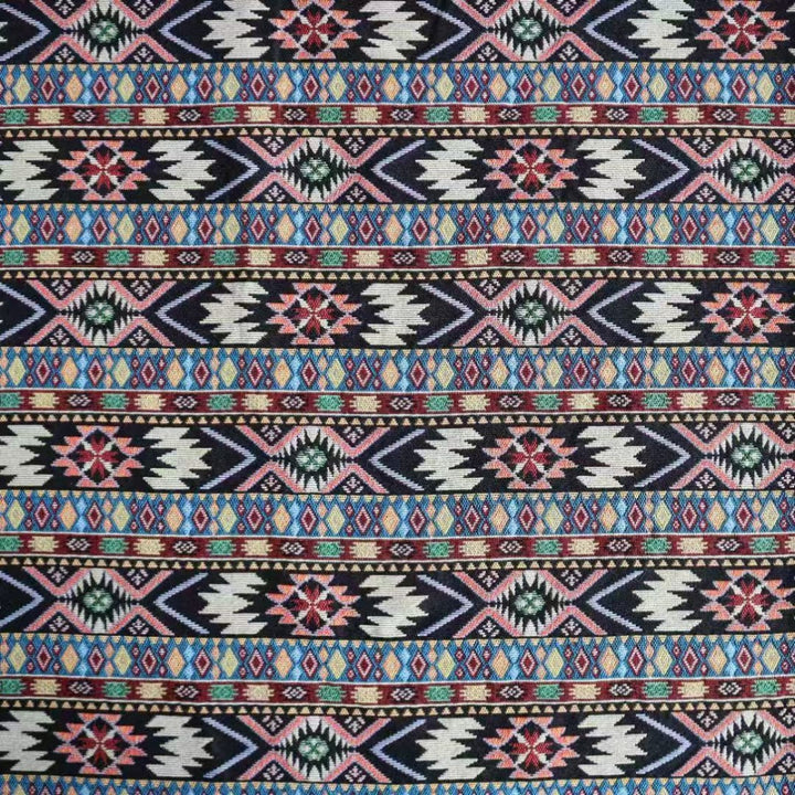 Zarela: Copridivano in stile Boho in morbida chenille con motivo jacquard e frange decorative – per divano e soggiorno