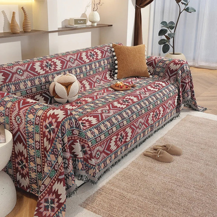 Zarela: Copridivano in stile Boho in morbida chenille con motivo jacquard e frange decorative – per divano e soggiorno