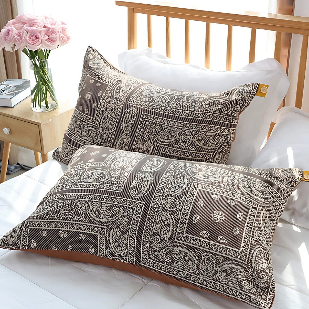 ZeitlosCharme: Fodera per cuscino con stampa ornamentale – decorativa e confortevole per accenti d&
