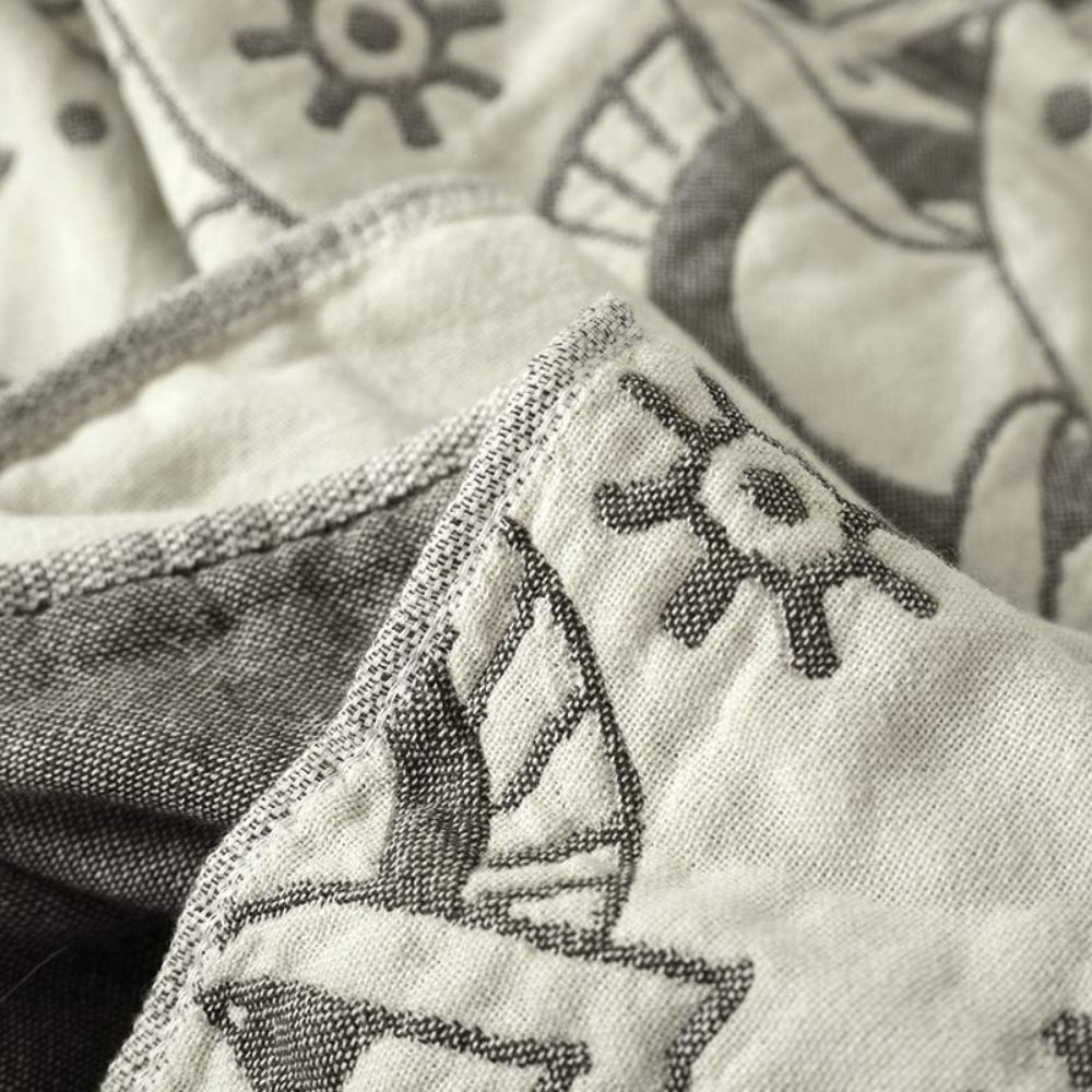 ZenFlair: Coperte in cotone con design a fiori Mandala, morbida al tatto e reversibile – per divano e lounge