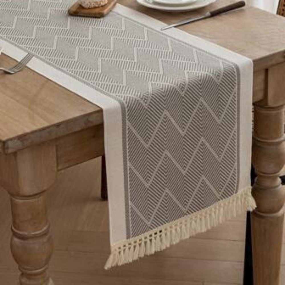 LoomÉtoile Luxe Runner da Tavola Intrecciato – Texture Elegante per un Interno Accogliente