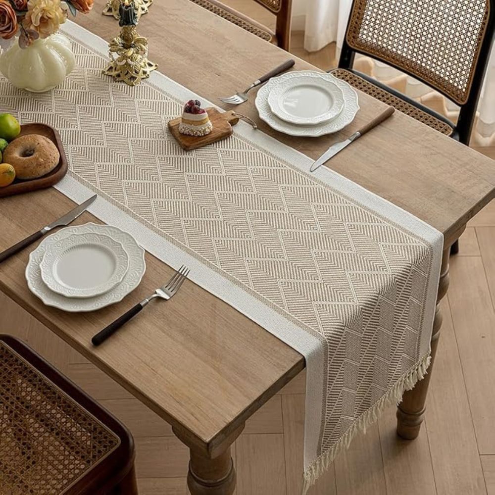 LoomÉtoile Luxe Runner da Tavola Intrecciato – Texture Elegante per un Interno Accogliente